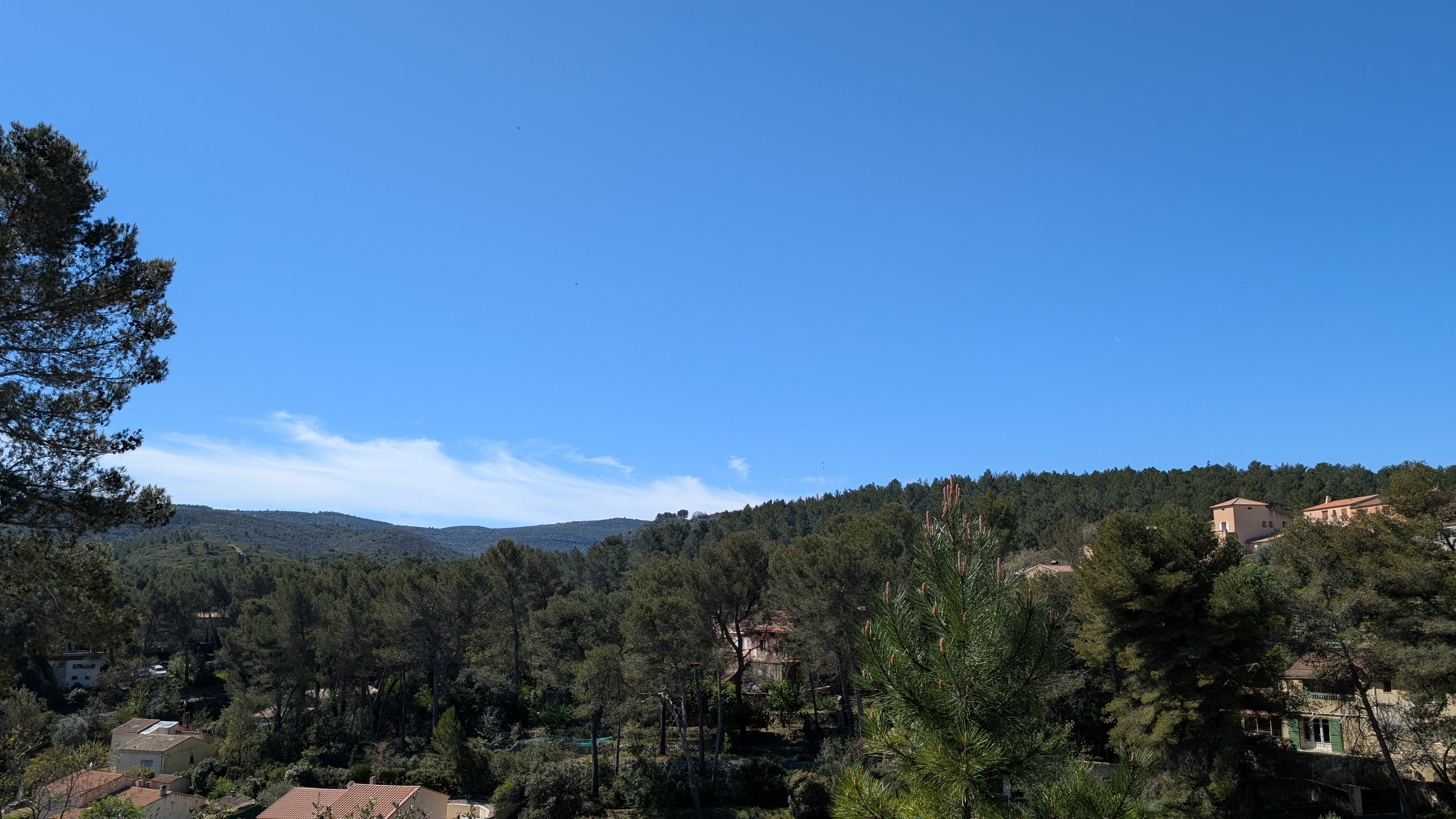 Vue sur la chaîne de l'Étoile
